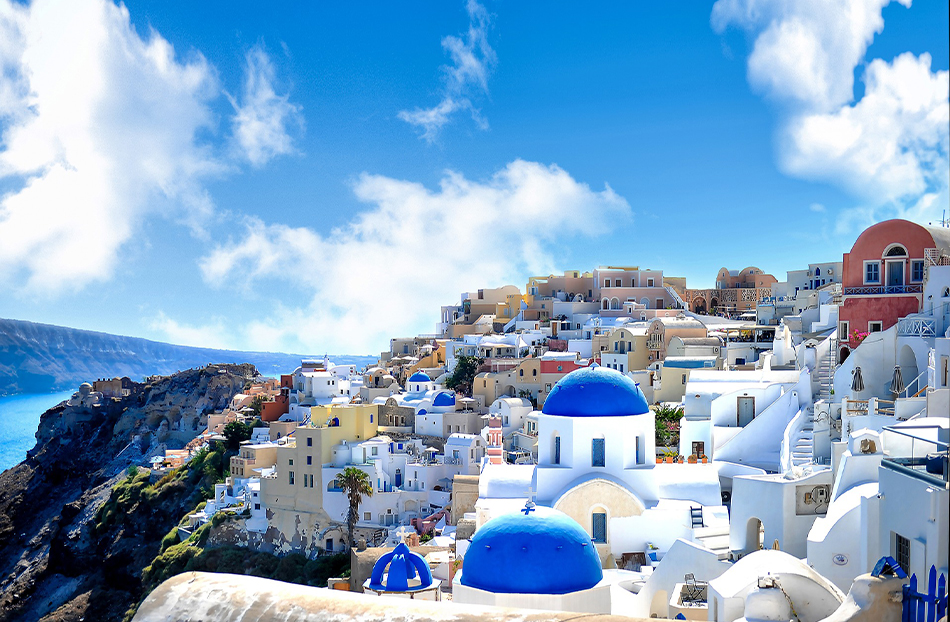 what are popular tourist attractions in greece
