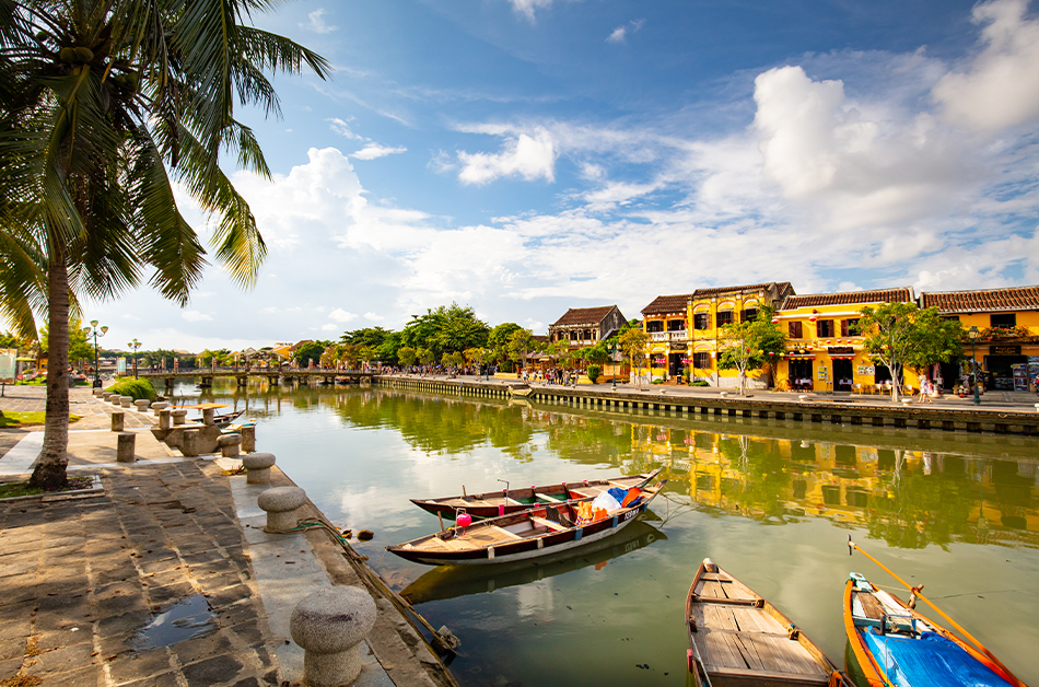 10 Top Tourist Attractions in Vietnam